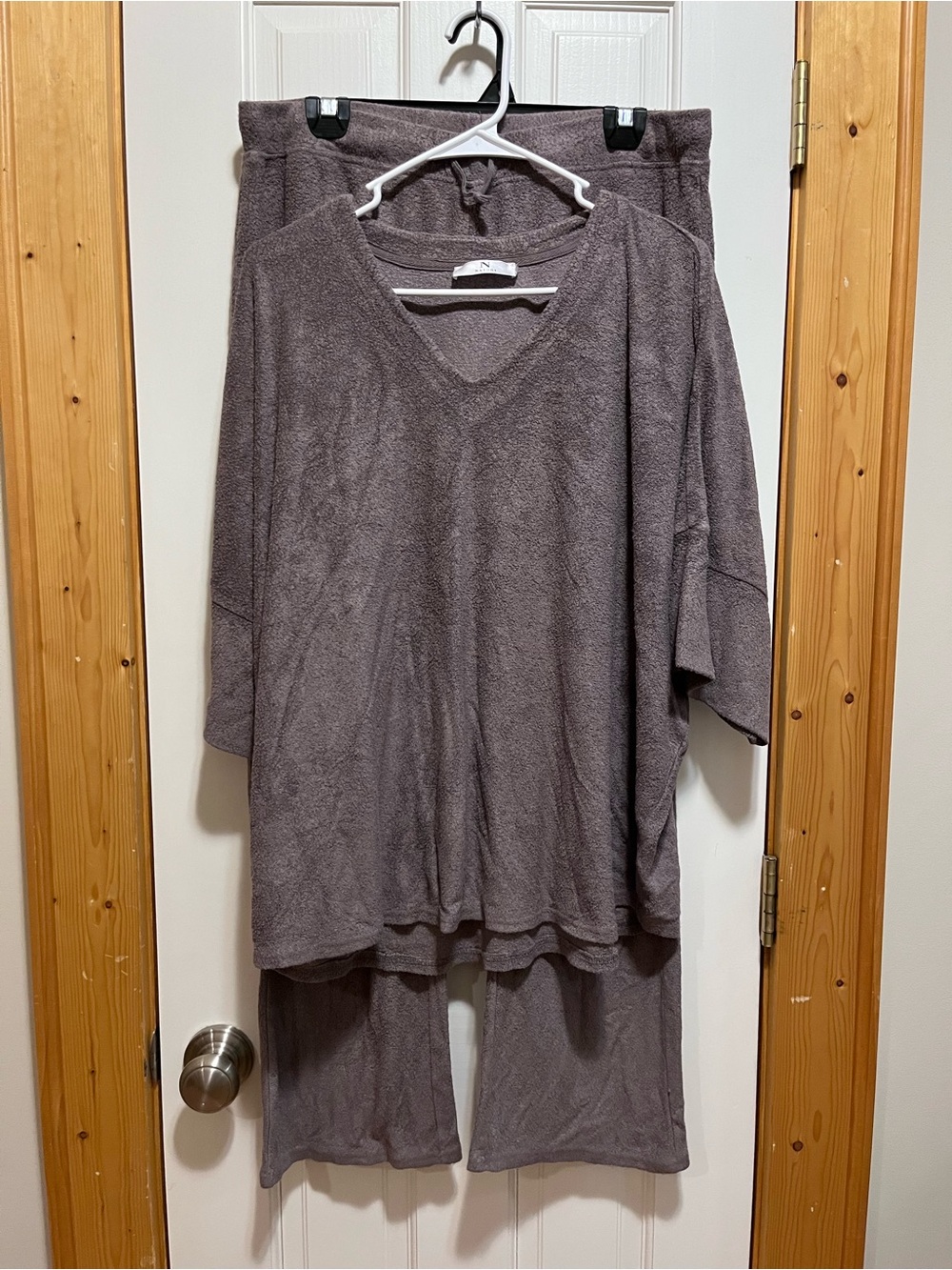 NATORI Brown Brushed Terry Two-Piece Loungewear Set
